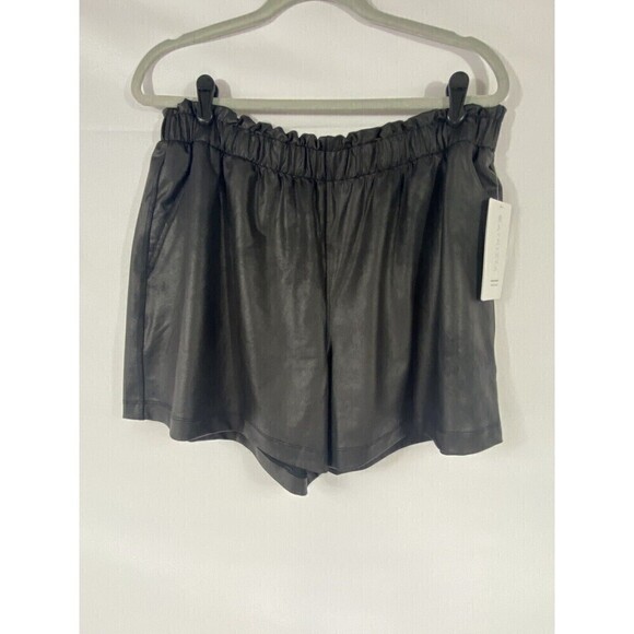 NWT Athleta Gleam Shorts Black Large Relaxed Pull On Elastic Waist Faux Leather - Picture 3 of 15